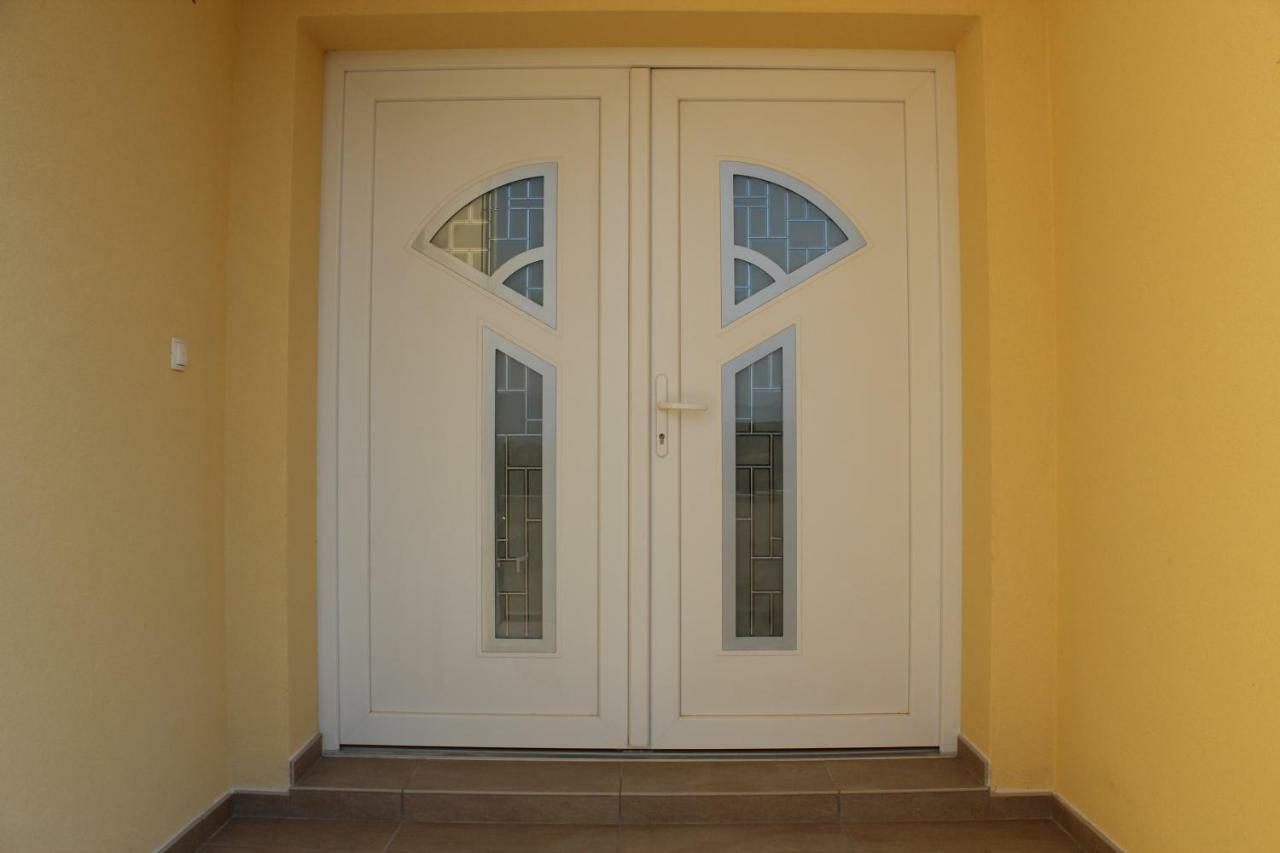 Apartmani Marin Vrbnik Dış mekan fotoğraf